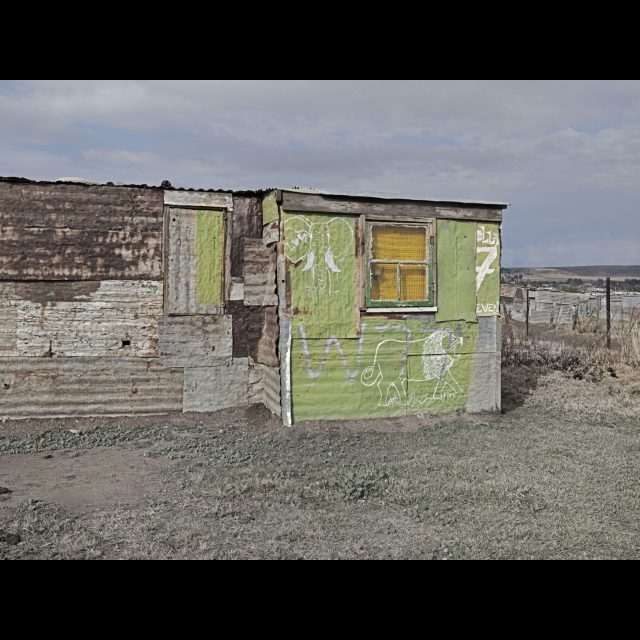 Archival digital print on Hahnemuhle Photo Rag 308 gsm<br>
91.4 x 100.21 cm / 36” x 47 1/2” <br>
Edition: 5 + 2 AP<br>
47.5 x 60.9 cm / 18” x 24”<br>
Edition: 3 + 2 AP Series: Painting over the Present