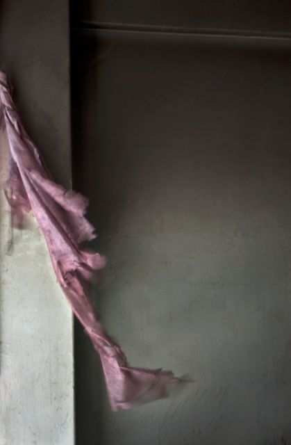 Archival digital print on Hahnemuhle Photo Rag<br>
40.67 x 60.9 cm<br>
Edition: 5 + 2 AP Series: A City Refracted