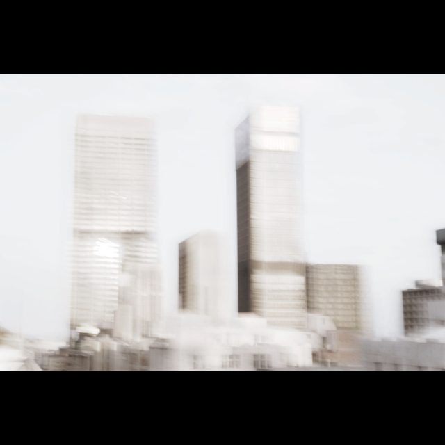 Archival digital print on Hahnemuhle Photo Rag<br>
40.67 x 60.9 cm<br>
Edition: 5 + 2 AP Series: A City Refracted