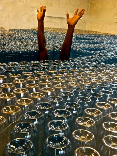 Artist performance with <i>Natural Connections</i>
Plastic water bottles, wire<br>
Dimensions variable<br>
<i>Art, Migration, & Identity</i>, International Festival for the Arts, Arnhem, Netherlands