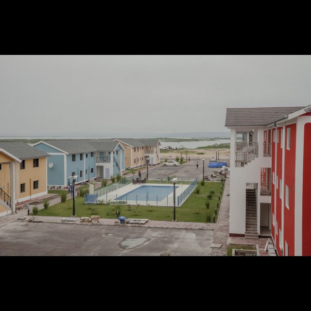 <i>La Cité du Fleuve. March 2013</i><br>
Inkjet print on Epson baryta Photo Rag 315g<br>
80 x 120 cm / 31 1/2” x 47 1/4”<br>
Edition: 5 + 2 AP