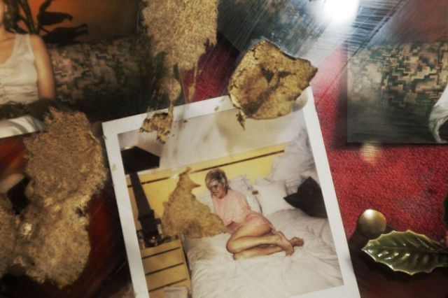 Archival digital print on Hahnemuhle Photo Rag<br>
40.67 x 60.9 cm<br>
Edition: 5 + 2 AP Series: A City Refracted