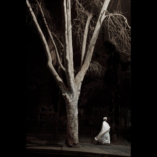 Archival digital print on Hahnemuhle Photo Rag<br>
40.67 x 60.9 cm<br>
Edition: 5 + 2 AP Series: A City Refracted