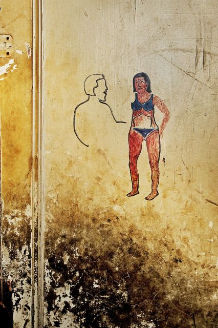 Archival digital print on Hahnemuhle Photo Rag<br>
40.67 x 60.9 cm<br>
Edition: 5 + 2 AP Series: A City Refracted