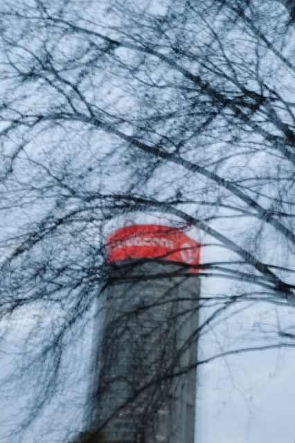 Archival digital print on Hahnemuhle Photo Rag<br>
40.67 x 60.9 cm<br>
Edition: 5 + 2 AP Series: A City Refracted