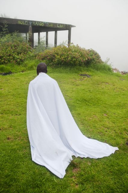 Archival digital print on Hahnemuhle Photo Rag<br>
40.67 x 60.9 cm<br>
Edition: 5 + 2 AP Series: A City Refracted