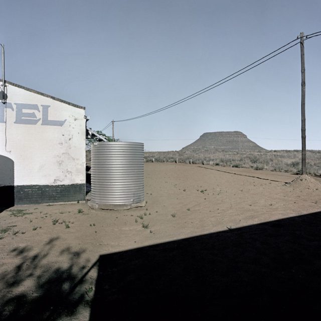 36" x 36" / 914 x 914 cm<br>
Archival digital print on Hahnemuhle Photo Rag, 308 gsm<br>
Edition: 5 + 2 AP