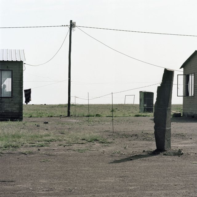 36" x 36" / 914 x 914 cm<br>
Archival digital print on Hahnemuhle Photo Rag, 308 gsm<br>
Edition: 5 + 2 AP