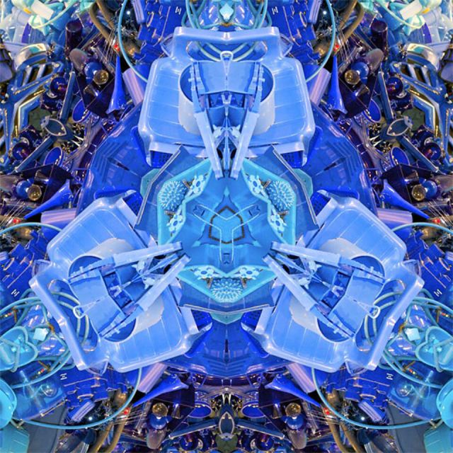 Oil on linen<br>
72” x 72” / 182.9 cm x 182.9 cm