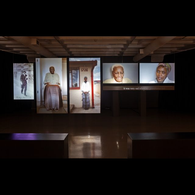 6 channel video installation<br>
36:00<br>
Edition: 5 + 1 AP