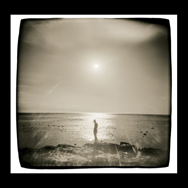 <i>Waterline #10</i>, 2002<br>
Digital light jet print<br>
Paper size: 47.2" x 47.2"; Image size: 43.3" x 41"<br>
Ed#:15<br>
Also: Paper size: 17 x 17" Image size 12 3/4" x 13 1/2"<br>
Ed#:25