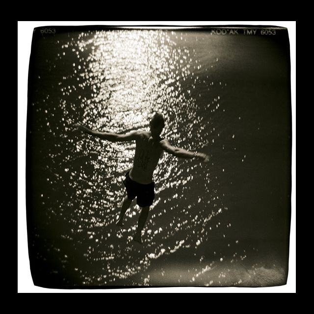 <i>Waterline #14</i>, 2002<br>
Digital light jet print<br>
Paper size: 47.2" x 47.2"; Image size: 43.3" x 41"<br>
Ed#:15<br>
Also: Paper size: 17 x 17" Image size 12 3/4" x 13 1/2"<br>
Ed#:25