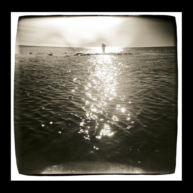 <i>Waterline #40</i>, 2002<br>
Digital light jet print<br>
Paper size: 47.2" x 47.2"; Image size: 43.3" x 41"<br>
Ed#:15<br>
Also: Paper size: 17 x 17" Image size 12 3/4" x 13 1/2"<br>
Ed#:25