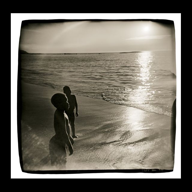 <i>Waterline #9</i>, 2002<br>
Digital light jet print<br>
Paper size: 47.2" x 47.2"; Image size: 43.3" x 41"<br>
Ed#:15<br>
Also: Paper size: 17 x 17" Image size 12 3/4" x 13 1/2"<br>
Ed#:25