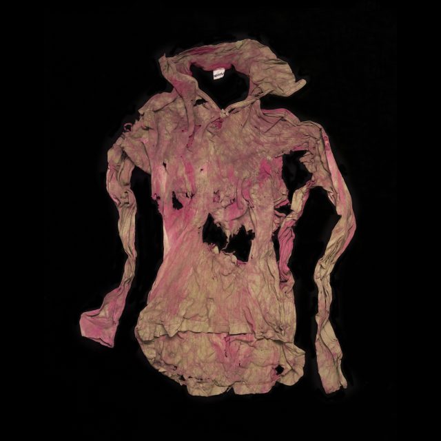 Digital inkjet print on Hahnemüle Photo Rag paper <br>
49 1/4” x 39 3/8” <br>
125 x 100 cm<br>
Edition: 3 + 2 AP<br>
Also available in 2 additional sizes (Editions 3 + 2 AP)