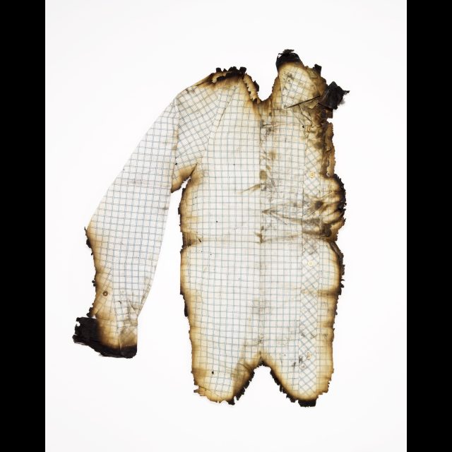 Digital inkjet print on Hahnemüle Photo Rag paper <br>
49 1/4” x 39 3/8” <br>
125 x 100 cm<br>
Edition: 3 + 2 AP<br>
Also available in 2 additional sizes (Editions 3 + 2 AP)