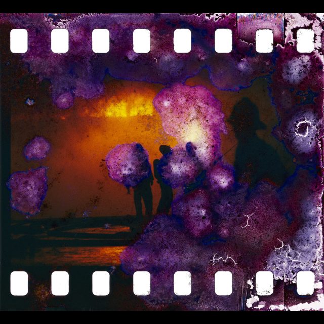 Digital print from water- and mould-damaged negative on Hahnemüle Fine Art Bayta paper<br>
100 x 109 cm; Edition: 3 + 2 AP<br>
55 x 60 cm; Edition: 5 + 2 AP