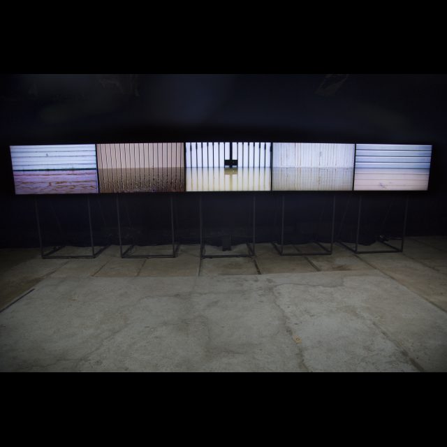 Series: Drowning World<br>
5-screen sound and video installation<br>
Edition: 5 + 2 AP