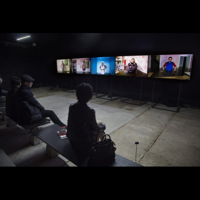 Series: Drowning World<br>
5-screen sound and video installation<br>
Edition: 5 + 2 AP