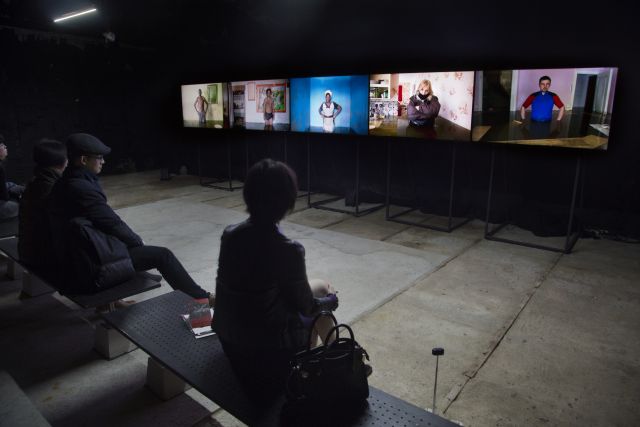 Series: Drowning World<br>
5-screen sound and video installation<br>
Edition: 5 + 2 AP