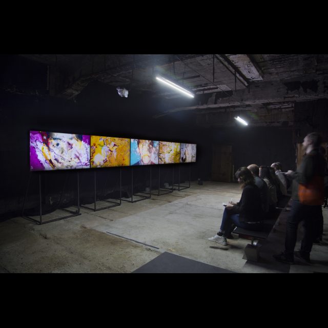 Series: Drowning World<br>
5-screen sound and video installation<br>
Edition: 5 + 2 AP