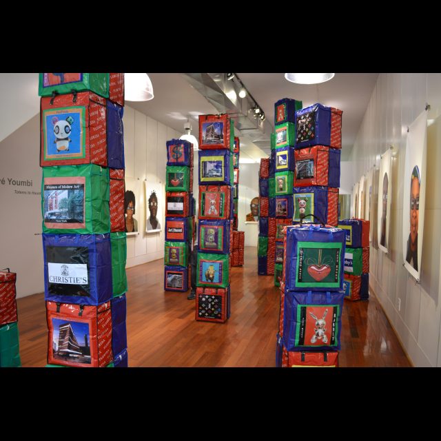 archival digital photographs on canvas <br>
80 x 120 cm / 31 1/2" x 47 1/4" <br>
mixed media columns, dimensions variable