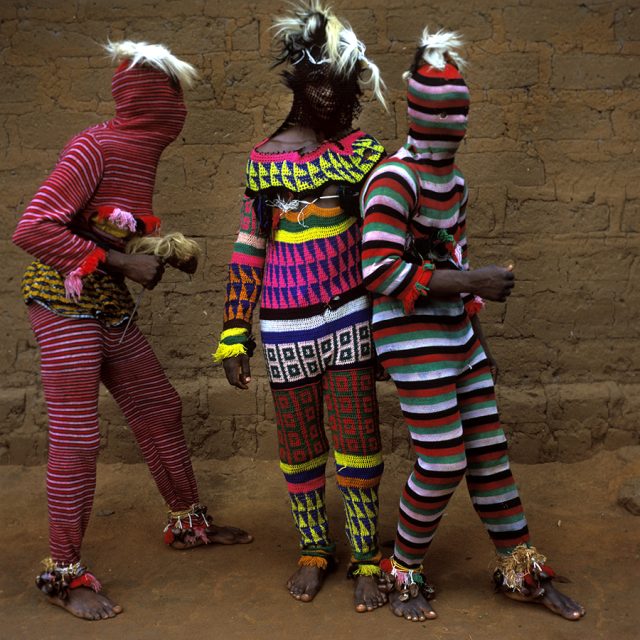Series: Cross River, Nigeria.
Chromogenic print on Fujiflex Crystal Archive paper. 30” x 30” Ed: 5 + 2 AP. 50” x 50” Ed: 3 + 1 AP