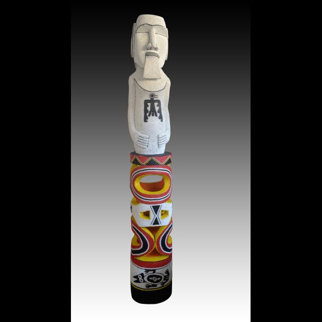 Wood, beads, glue, cotton thread, silicone mastic<br>
200 x 30 x 30 cm