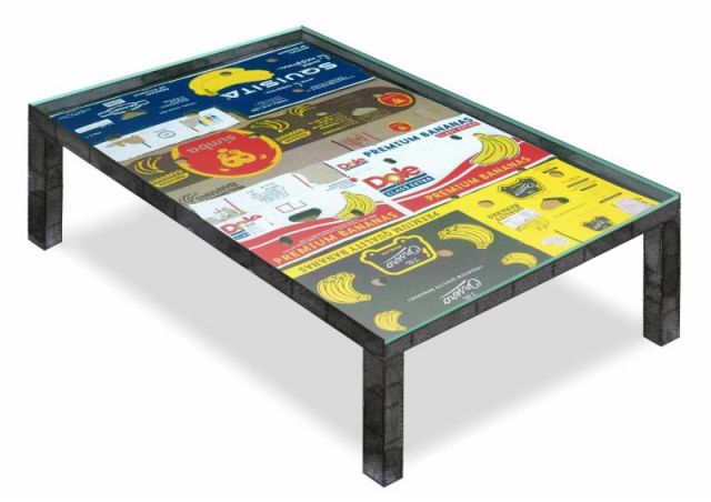 Cast bronze, banana boxes glass<br>
140 cm x 93.5 cm x 40.95 cm