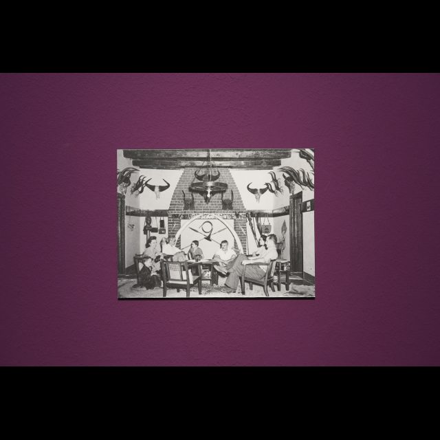 Archival photograph by E. Lebied (Inforcongo) 2019, artist reproduction <br>
20 x 15 cm<br>
RMCA Tervuren, HP.1956.15.5213<br>
Edition: 3+1 AP<br>
Commissioned by the Rietberg Museum, Zurich for the exhibition <i>Congo as Fiction</i>. photo: Rainer Wolfsberger