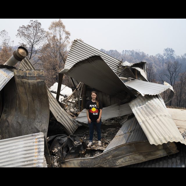 Series: Burning World<br> chromogenic print on Fuji Crystal Archive paper<br>
Available in 3 sizes:<br>
30 x 24 cm / E. 4 + 1 AP
60 x 80 cm / E. 3 + 1 AP
10