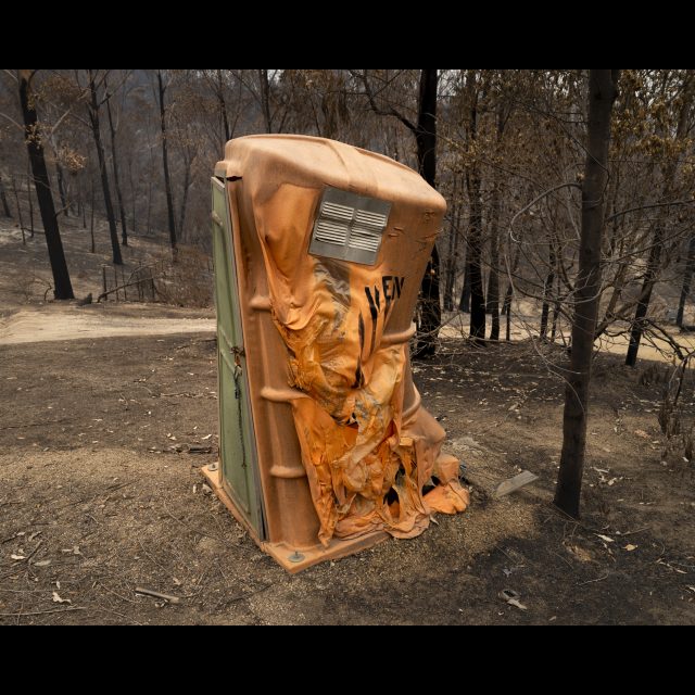 Series: Burning World<br> chromogenic print on Fuji Crystal Archive paper<br>
Available in 3 sizes:<br>
30 x 24 cm / E. 4 + 1 AP
60 x 80 cm / E. 3 + 1 AP
100 x 80 cm / E. 2 + 1 AP
Edition of 9 plus 4 artist's proofs