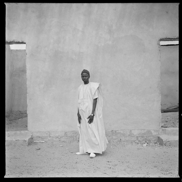 Gelatin Silver Print <br>
Image: 14" x 14" in. (35.5 x 35.5 cm)<br>
Paper: 17" x 17"(43.2 x 43.2 cm)<br>
Edition of 7 + 3 AP