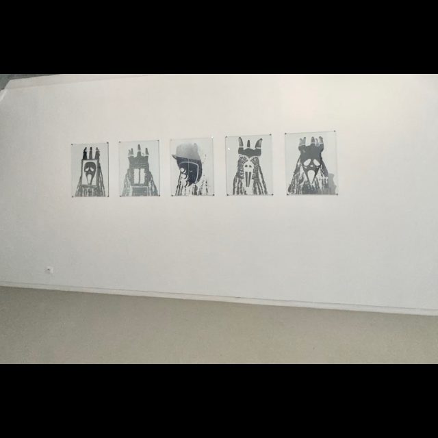 <i>Masks & Spirit<i/>, 2019<br>
5 glass and mirror screenprints<br>
65 cm x 50 cm (each)
