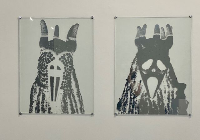 <i>Masks & Spirit<i/>, 2019<br>
5 glass and mirror screenprints<br>
65 cm x 50 cm (each)