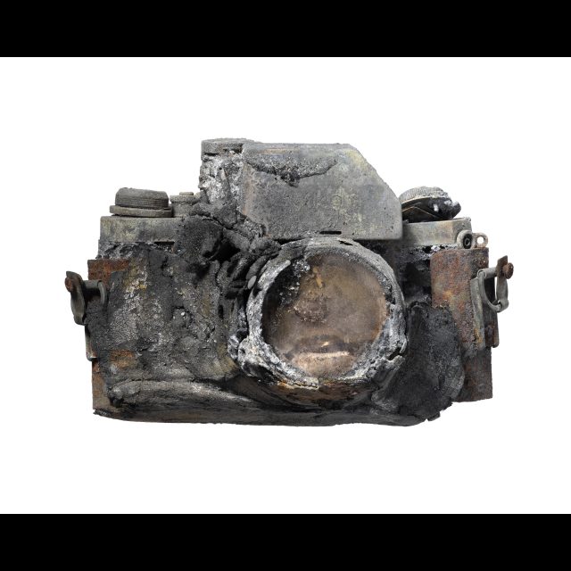 Giclée Print on Hahnemuhle Baryta paper<br>
56 x 70 cm / 22" x 27 ½" <br>
Edition: 5 + 2AP