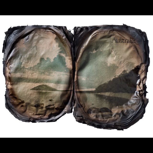 Giclée Print on Hahnemuhle Baryta paper<br>
56 x 70 cm / 22" x 27 ½" <br>
Edition: 5 + 2AP