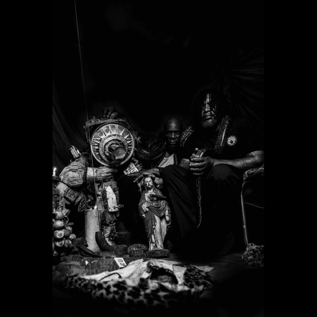 Series : ReVeLeVeR<br>
Pigment print on Canson Photosatin RC paper <br> 100.08 x 150 cm / 39 ⅜” x 59” <br>
Edition: 5+2 AP