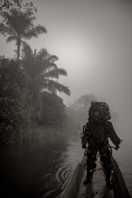 Series : ReVeLeVeR<br>
Pigment print on Canson Photosatin RC paper <br> 100 x 150 cm / 39 ⅜” x 59” <br>
Edition: 5+2 AP