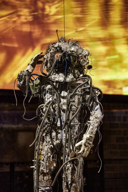 The All-Vibrant, 2024 multimedia installation (detail)
3-channel video <i>0,55 Grams Raw Material track #01 (stay tuned), <i/><b>and <b> <i>Refracted Reality Spacewalker<i/>, <b> Photos: Hans-Georg Merkel / Weltkulturerbe Völklinger Hütte